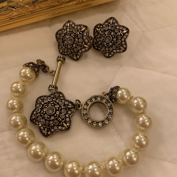 Heidi Daus bracelet and earrings set - Picture 1 of 3